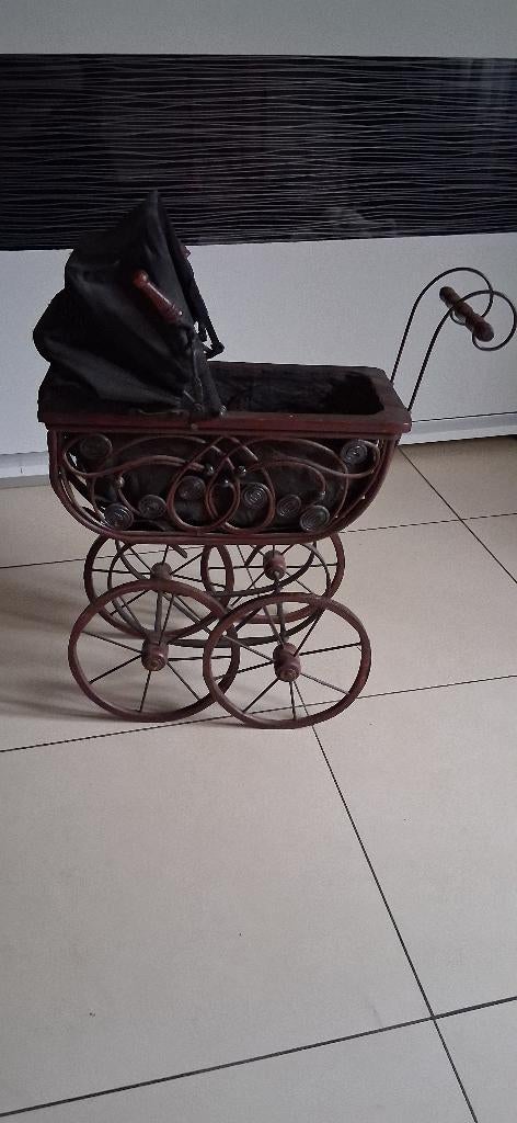 Antiek poppenwagentje, Antiek en Kunst, Antiek | Speelgoed, Ophalen