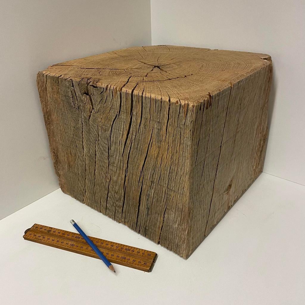 Grote rustieke winddroog eiken sokkel voor beeld/plant/kunst, Huis en Inrichting, Woonaccessoires | Zuilen en Pilaren, Ophalen of Verzenden