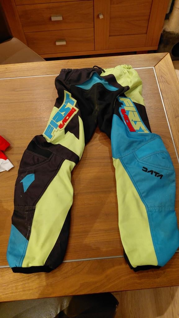 Crossbroek maat 26, Motorcrosskleding, Kinderen, Ophalen of Verzenden, First racing