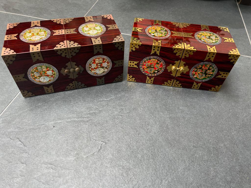 Chinees sieradenkist juwelen doos parelmoer ingelegd groot, Gebruikt, Overige materialen, Minder dan 50 cm, Ophalen of Verzenden