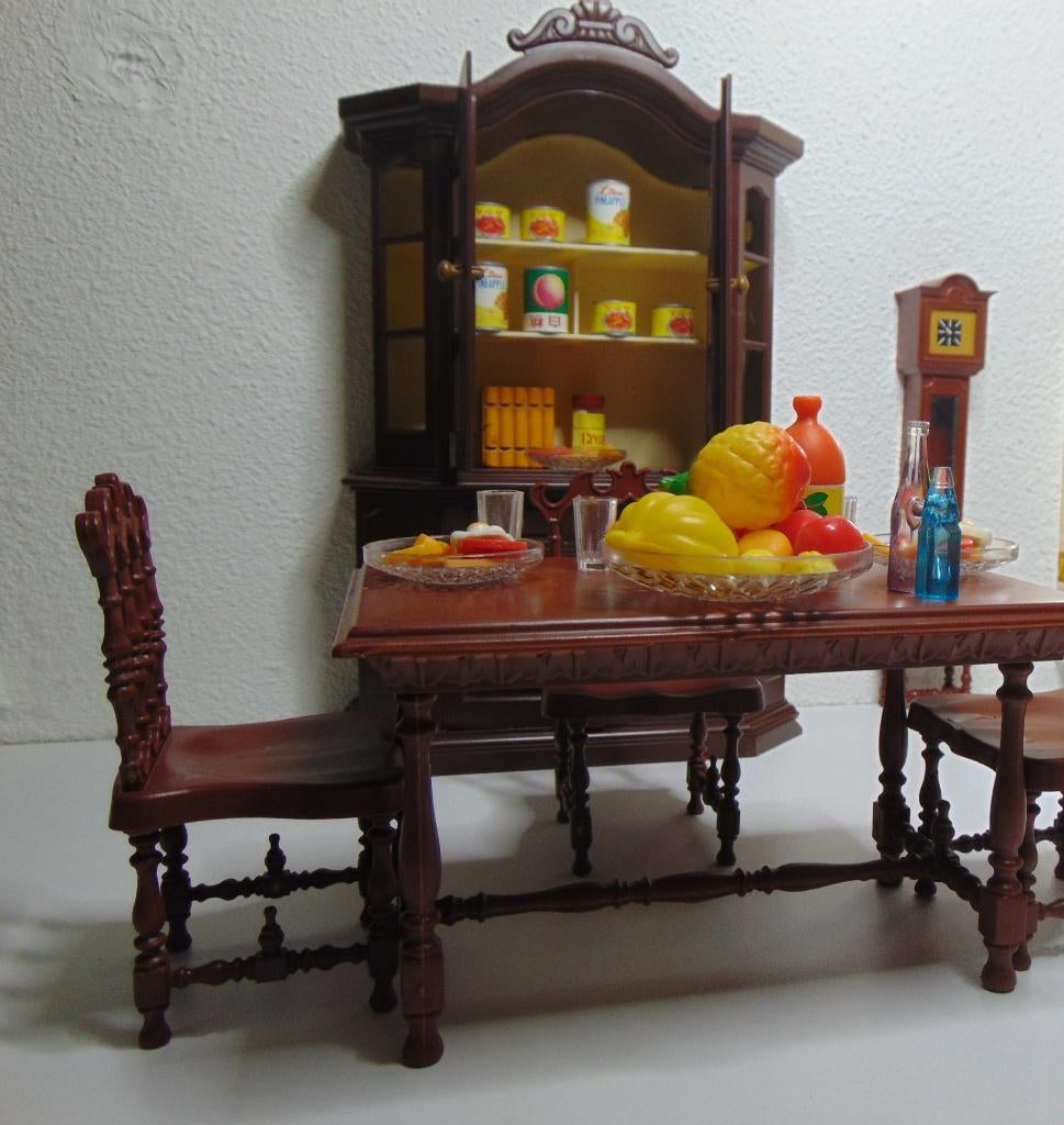 Fleur Sindy Barbie Eetkamer, Verzamelen, Ophalen of Verzenden, Gebruikt, Accessoires