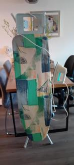 Strijkplank  nooit gebruikt met strijkbout, Ophalen, Zo goed als nieuw