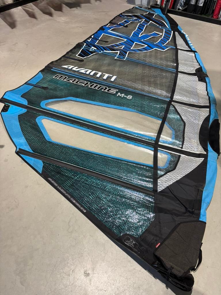 Avanti Machine M-8 7.7, Watersport en Boten, Windsurfen, Gebruikt, Zeil, Met draagtas, 7 m² of meer, Ophalen