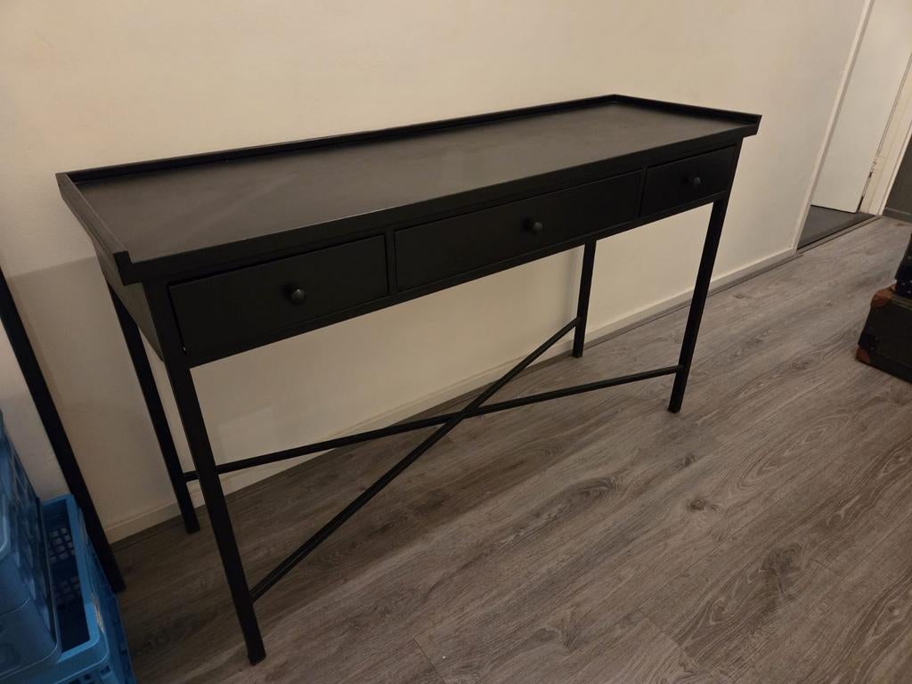 Zwarte metalen sidetable met 3 lades, Ophalen