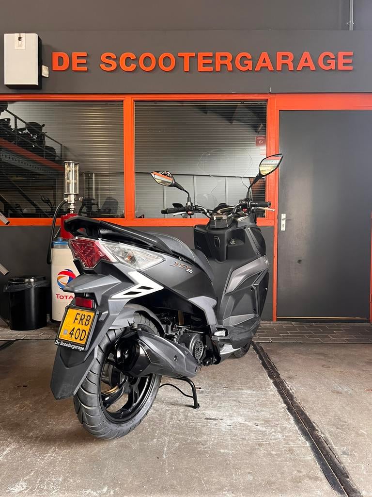 Sym jet 14 brom 45km 2023, Fietsen en Brommers, Scooters | SYM, Gebruikt, Sym, Benzine, Sym