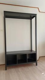 Zwarte open kledingkast met roede en vakken, Huis en Inrichting, Kasten | Kledingkasten, Ophalen
