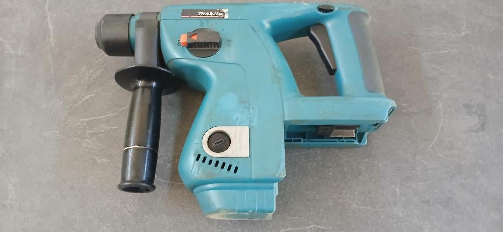 Makita BHR 200 body combihamer boormachine, Doe-het-zelf en Verbouw, Ophalen of Verzenden, Gebruikt, 600 watt of meer, Boormachine