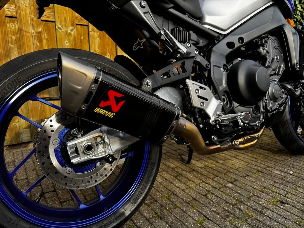 Akrapovic Racing Line Carbon Yamaha Mt09, Ophalen