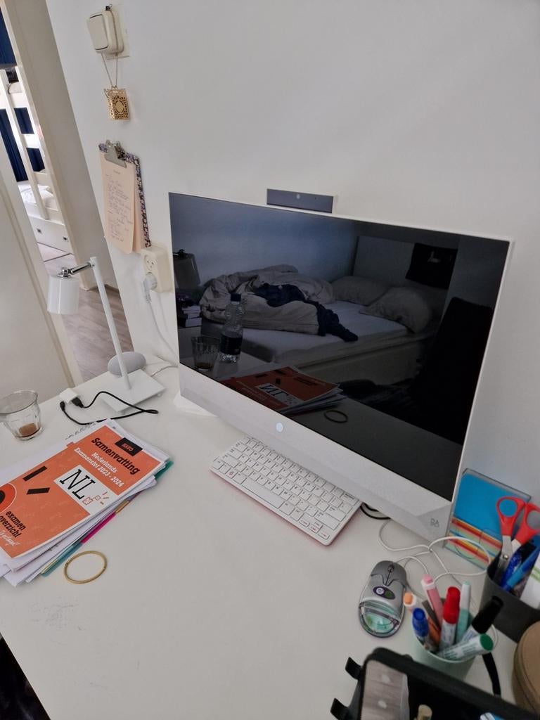 HP Pavilion 27-xa0400nd All-in-One PC i5-9400T 8GB RAM, Computers en Software, Gebruikt, 2 tot 3 Ghz, Met monitor, 8 GB