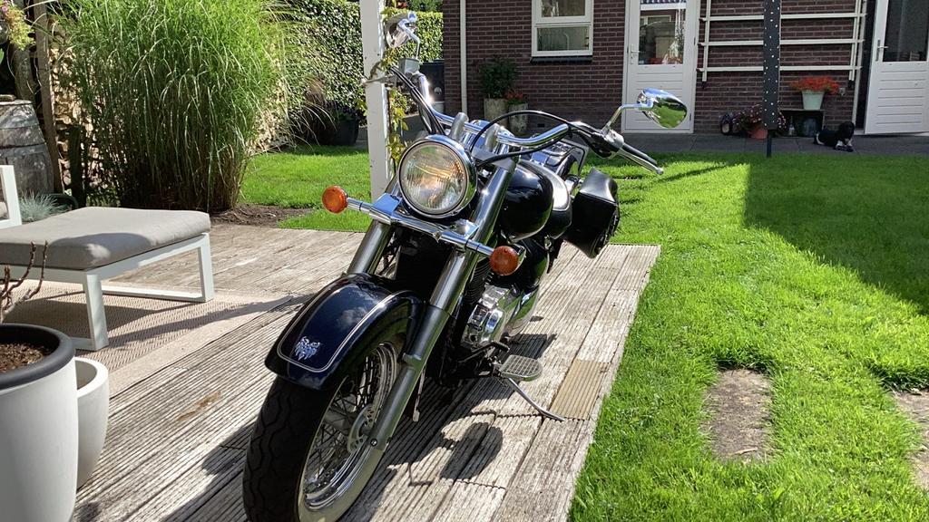 Suzuki Intruder - Klassieke Chopper, Motoren, Motoren | Suzuki, Cardan-aandrijving, 2 cilinders, 805 cc, Particulier
