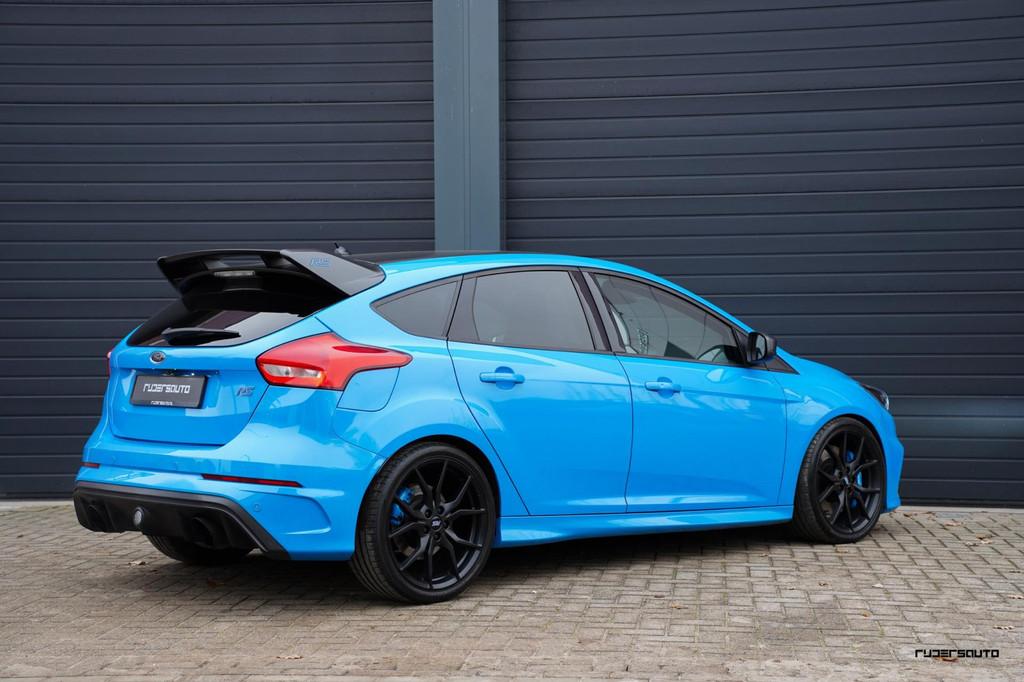 Ford Focus 2.3 RS LSD Blue & Black | Stuurverwarming | Sony, Auto's, Gebruikt, Zwart, 4 cilinders, 2300 cc
