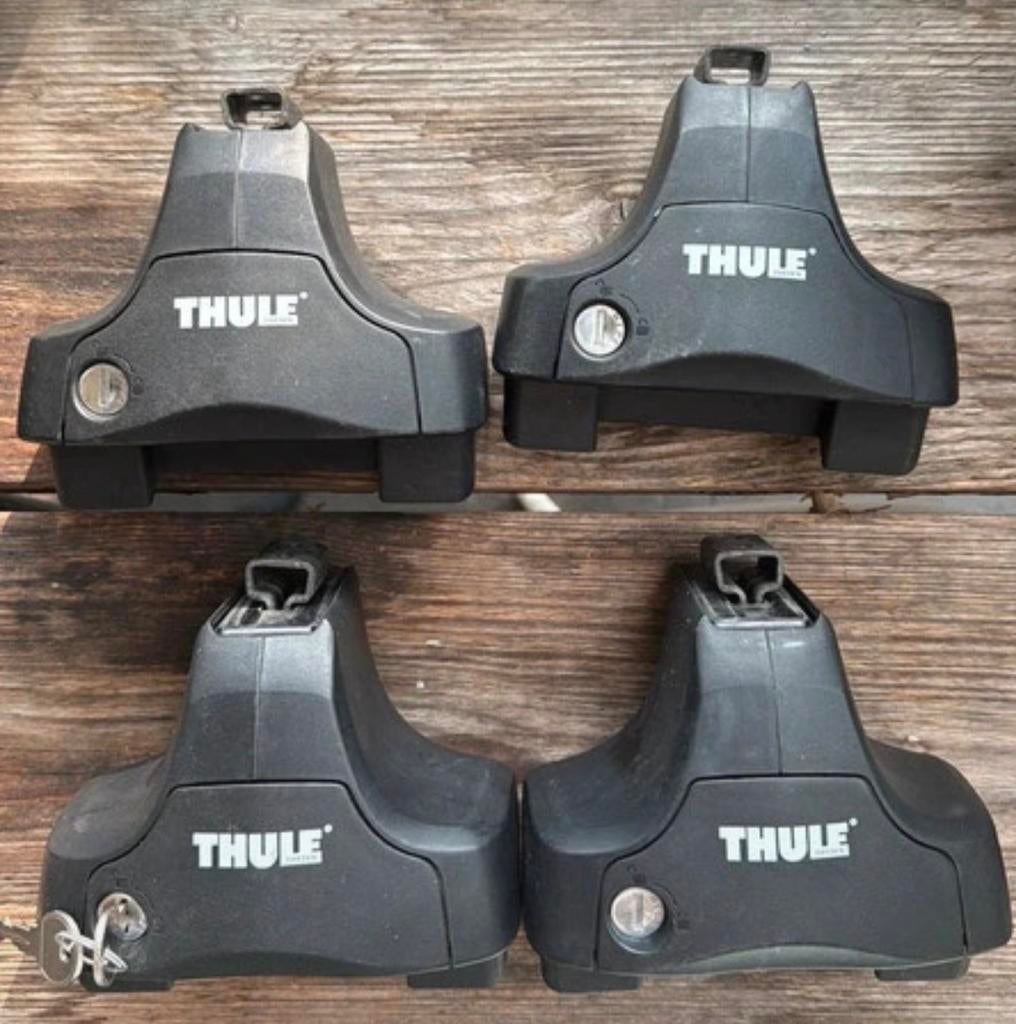 Thule voetenset VW Golf of Polo (zonder stang), Ophalen of Verzenden, Gebruikt