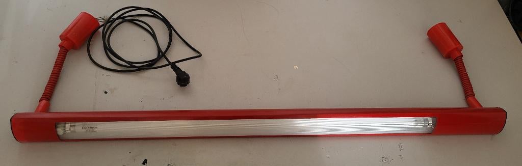 Vintage rode TL lamp 121,5cm lang in lengte uittrekbaar., Ophalen, Gebruikt, Metaal, Minder dan 50 cm