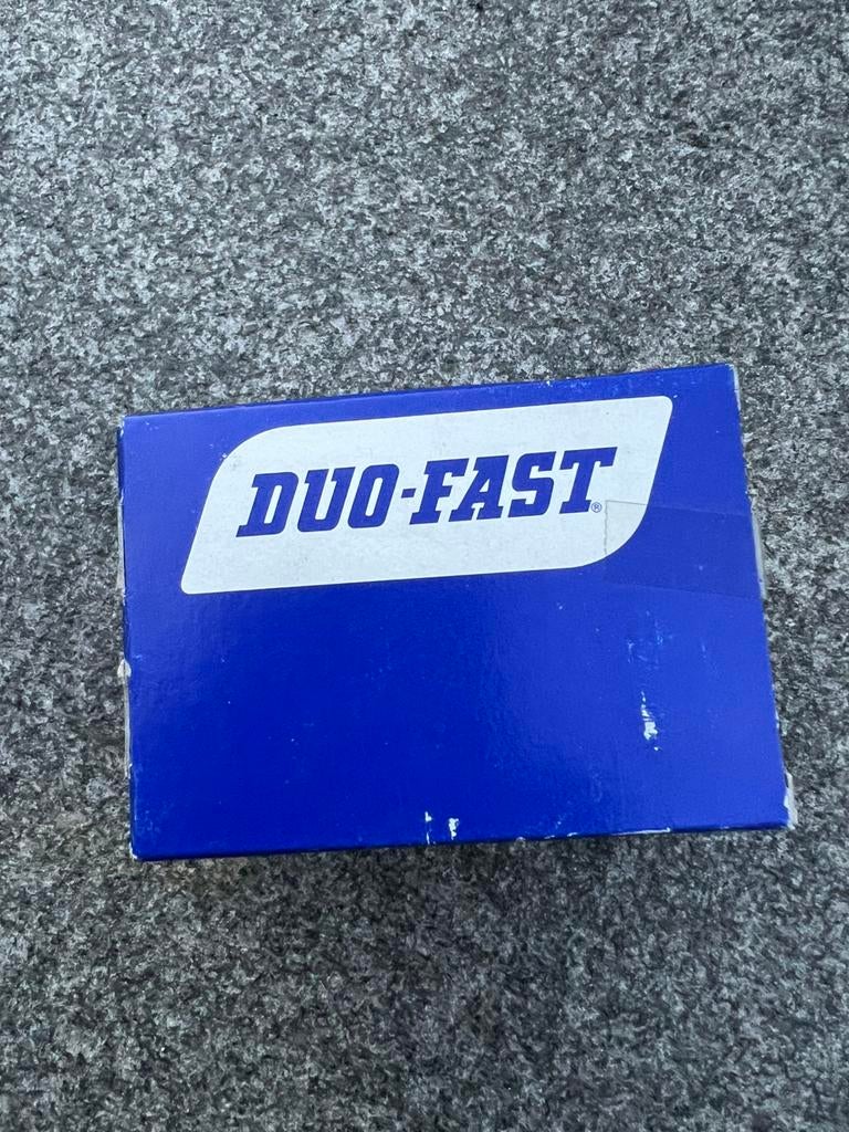 Duo - fast nietjes, Ophalen, Zo goed als nieuw