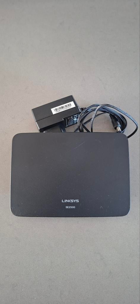 Linksys SE2500 5-poorts Gigabit Ethernet Switch, Computers en Software, Netwerk switches, Ophalen of Verzenden