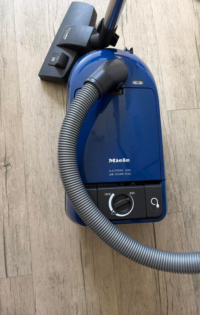 Miele Electronic S290 Air Clean Plus Stofzuiger, Witgoed en Apparatuur, Stofzuigers, Stofzak, Gebruikt, Stofzuiger, Ophalen of Verzenden