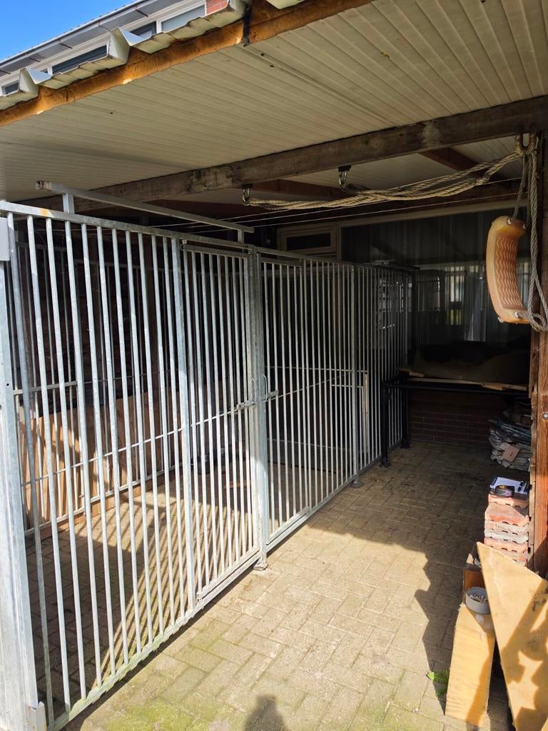 Kennel 4.50 x 1.50., Ophalen of Verzenden, 110 cm of meer, 100 cm of meer