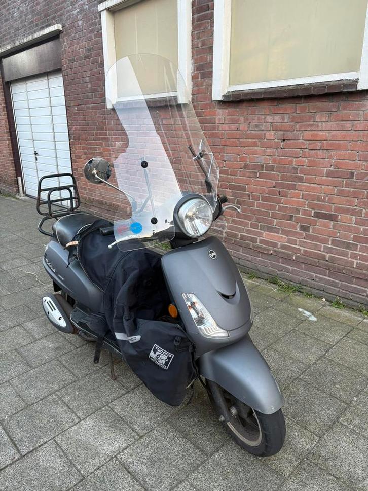 Sym Fiddle Scooter - Opknapper voor de Handige Harry!, Fietsen en Brommers, Scooters | SYM, Gebruikt, Fiddle, Benzine, Ophalen