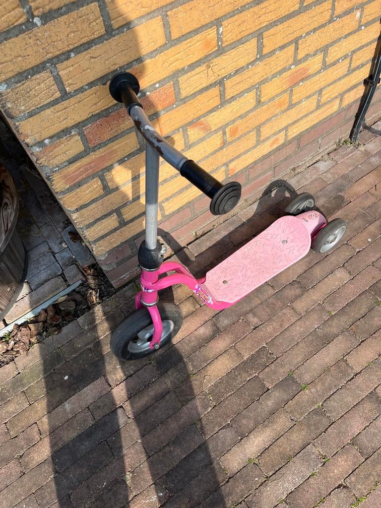 Puky step roze voor kinderen, Ophalen, Gebruikt, Gewone step