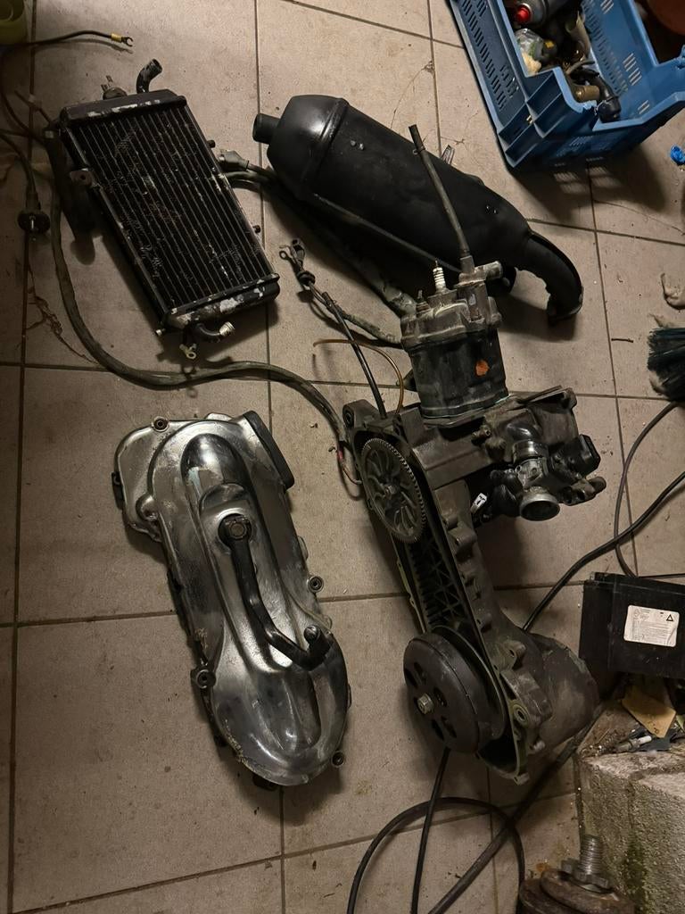 150cc LC piaggio blok, Ophalen of Verzenden, Zo goed als nieuw