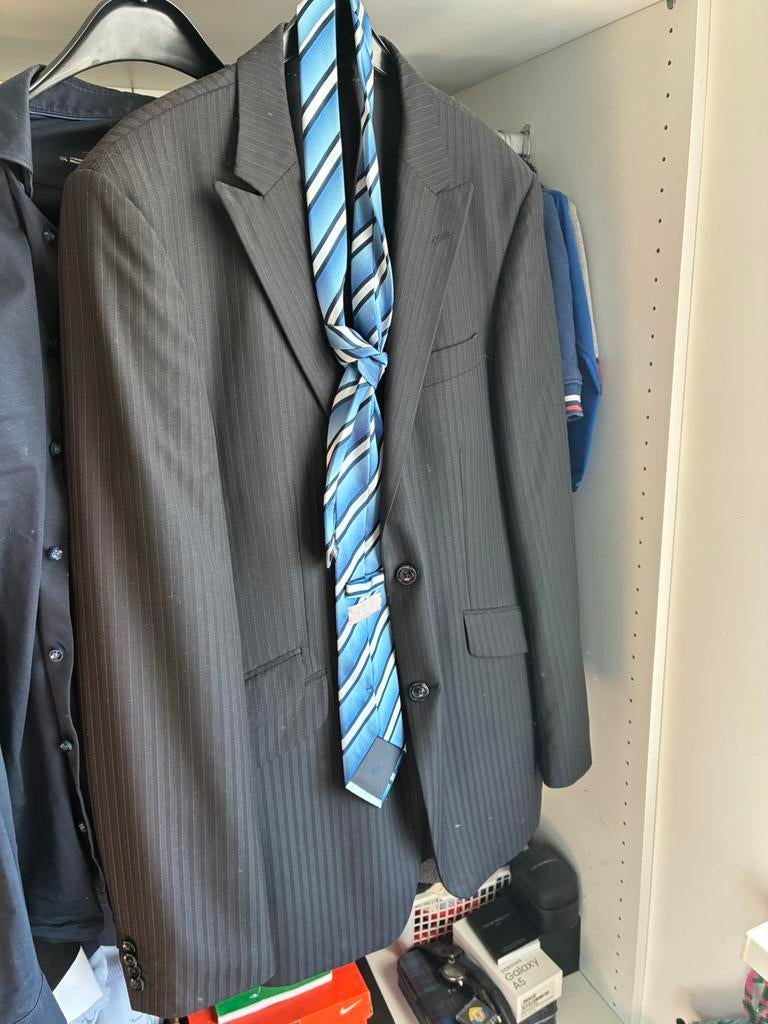 Pak Kostuum broek en colbert, Ophalen, Zo goed als nieuw, Maat 52/54 (L), Grijs