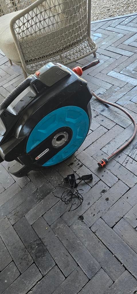 Gardena 35m Automatische Slangenhaspel Li-Ion, Tuin en Terras, Tuinslangen, Ophalen, Gebruikt, Tuinslanghaspel