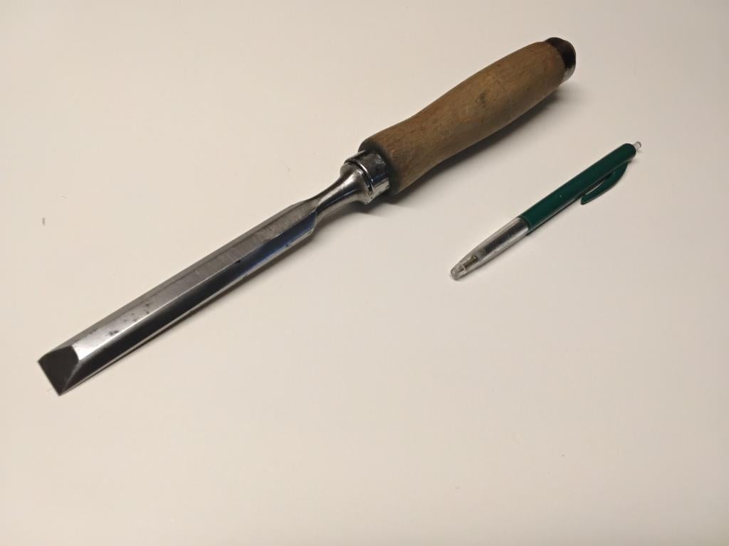 Mooie zware steekbeitel beitel ongebruikt 17mm, Antiek en Kunst, Ophalen of Verzenden