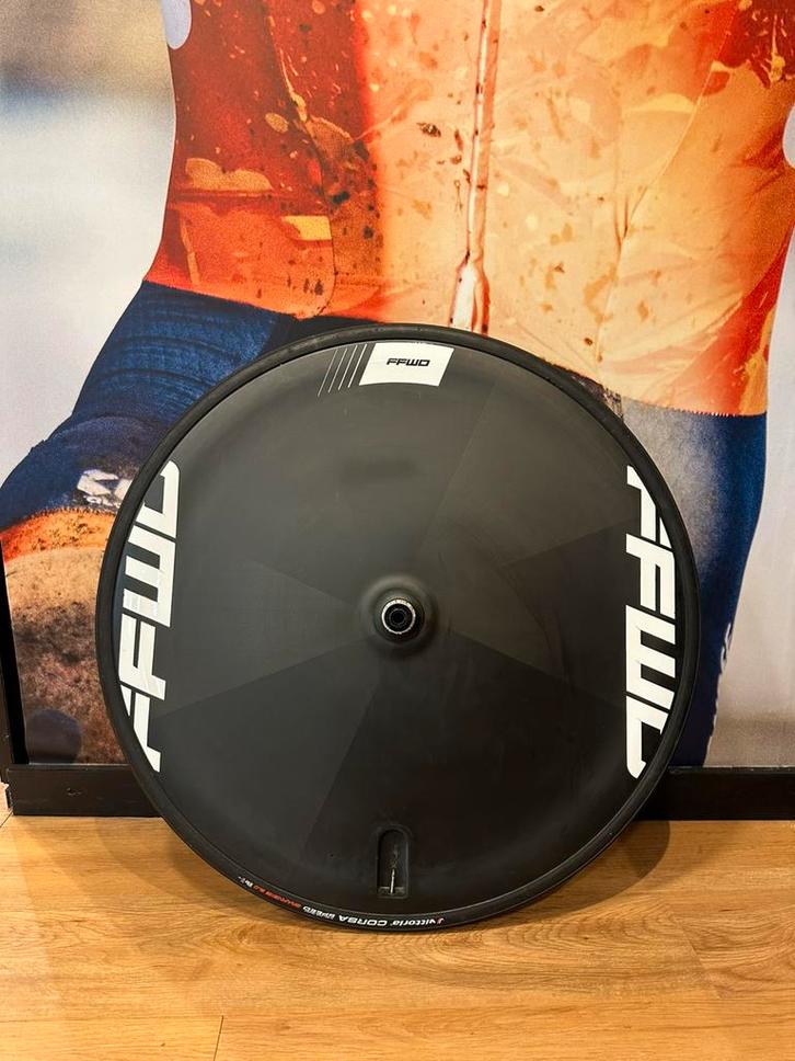 FFWD Falcon disc tijdrit wiel, Fietsen en Brommers, Fietsonderdelen, Zo goed als nieuw, Racefiets, Wiel, Ophalen of Verzenden