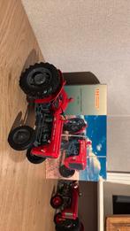 Massey Ferguson 35x universal hobbies 1:16, Ophalen of Verzenden, Zo goed als nieuw, Groter dan 1:32, Overige merken