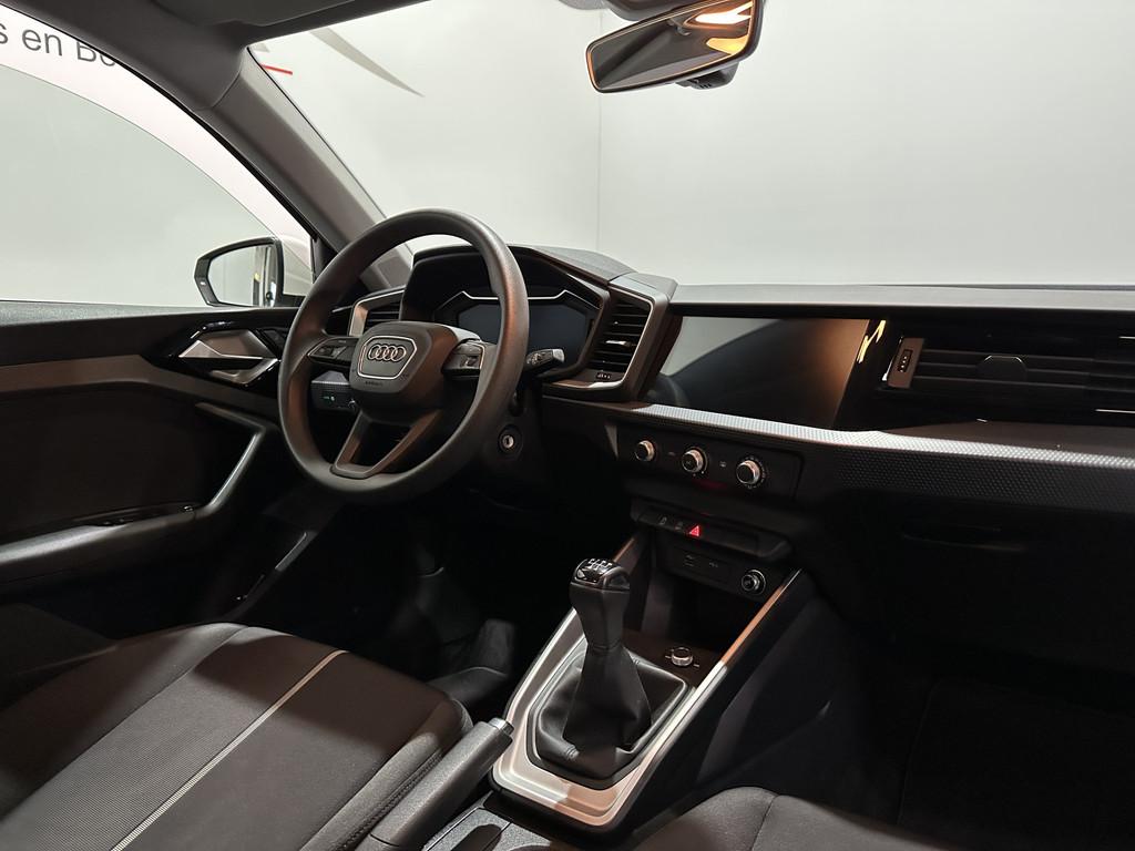 Audi A1 Sportback 25 TFSI - Carplay / Lane assist / Cruise /, Auto's, Euro 6, Bedrijf, Handgeschakeld, 3 cilinders