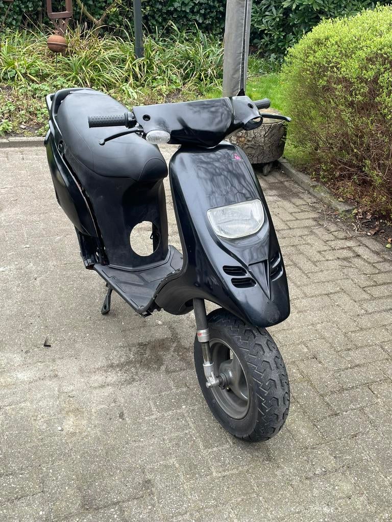 Typhoon frame, Fietsen en Brommers, Scooters | Piaggio, Ophalen, Zo goed als nieuw, Overige modellen