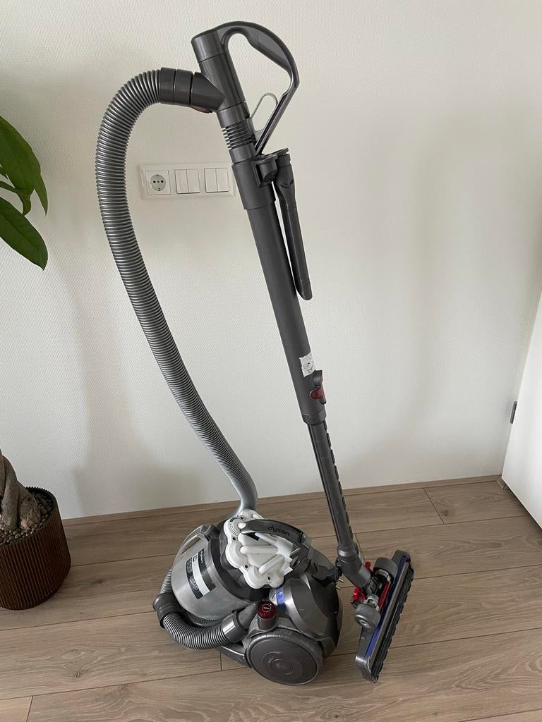 Dyson stofzuiger - Gebruikt, Witgoed en Apparatuur, Stofzuigers, Ophalen of Verzenden, Gebruikt, Reservoir, Stofzuiger