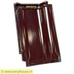 € 21,95 per m2  Gebakken dakpannen: FD 10 wijnrood hoogglans