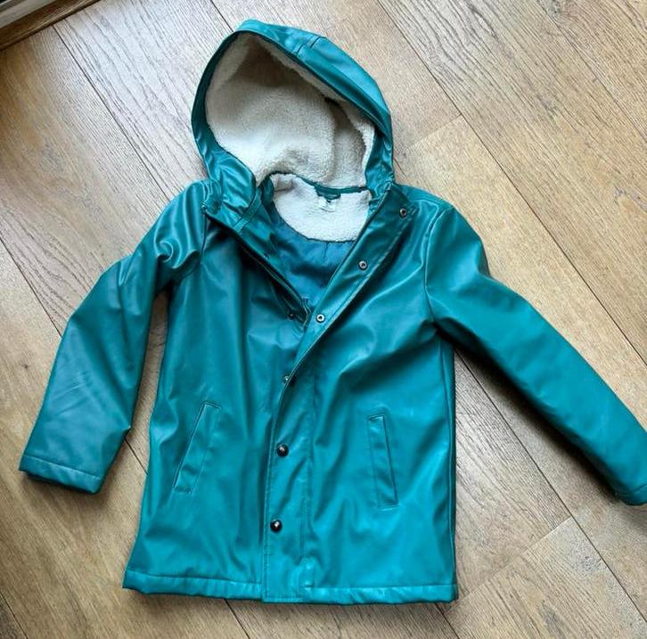 Regenjas Hema maat 122-128. Groen, Ophalen, Zo goed als nieuw, Jas