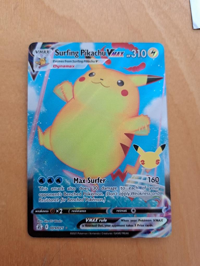 Surfing pikachu vmax, Ophalen of Verzenden, Zo goed als nieuw, Losse kaart, Foil