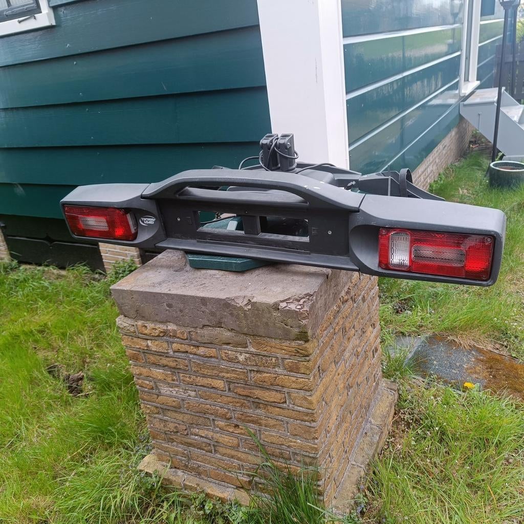 Fietsendrager voor 2 (elektrische) fietsen - Trekhaakdrager, Auto diversen, Gebruikt, Ophalen of Verzenden, 2 fietsen, Trekhaakdrager