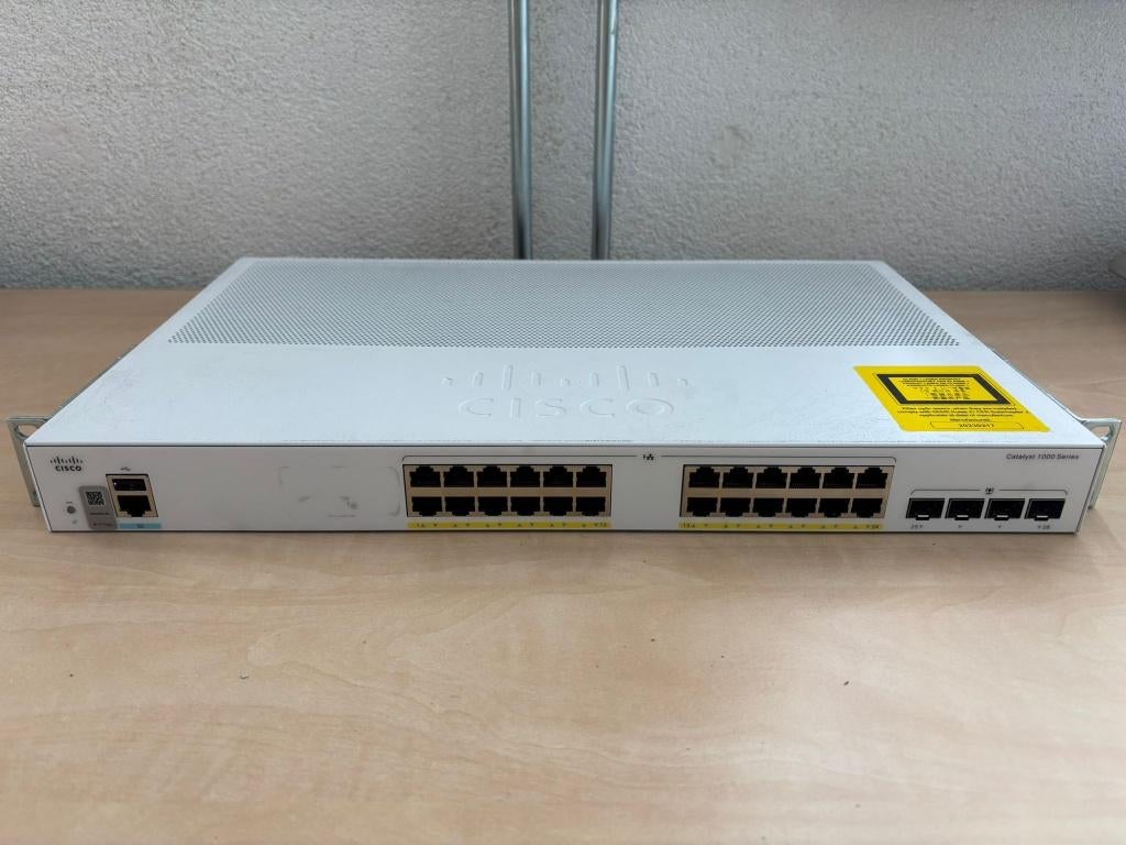 Cisco Catalyst C1000-24P-4G-L, Ophalen of Verzenden, Nieuw