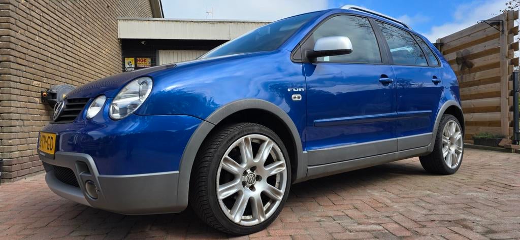 Volkswagen Polo 1.2 FUN 47KW 2004 Blauw, Auto's, Volkswagen, Voorwielaandrijving, Blauw, Bedrijf, Grijs