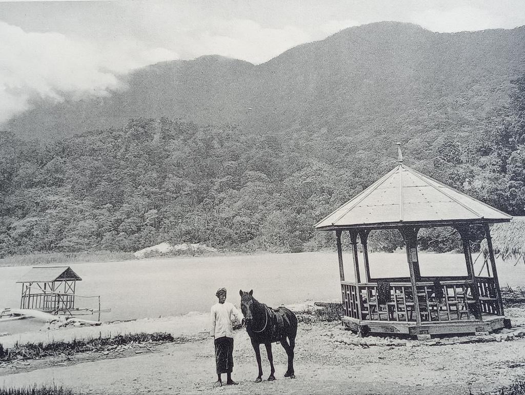 Foto gravure Nederlands Indië Indonesië 1910, Verzamelen, Ophalen of Verzenden, Voor 1940, Zo goed als nieuw, Buitenland