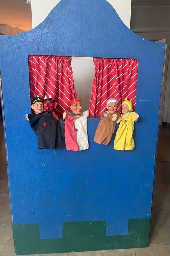 Vintage Poppenkast met Poppen - Compleet Set, Ophalen, Gebruikt, Jongen of Meisje
