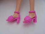 barbie schoenen geribbel roze nieuw, Ophalen of Verzenden, Nieuw, Barbie