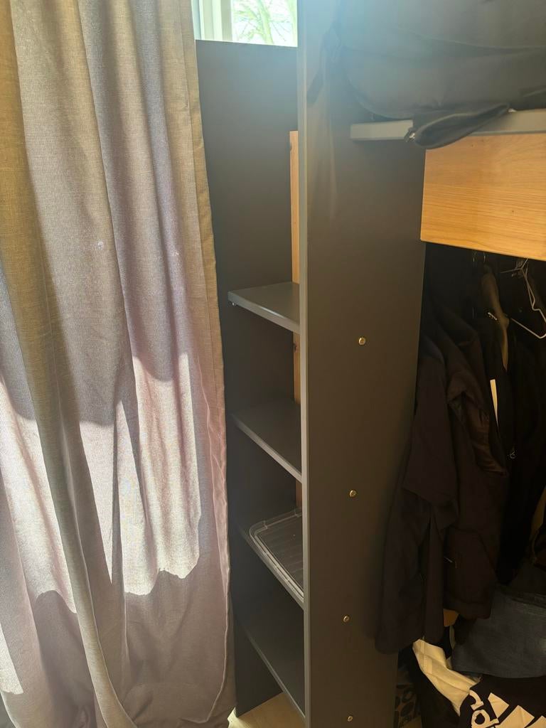 Hoogslaper met bureau en kast - ideaal voor gamers, Ophalen of Verzenden, Zo goed als nieuw