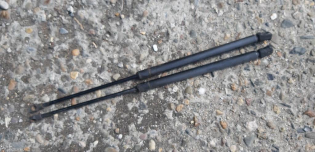 Setje gasveren vd achterklep VW Lupo 2001, Ophalen of Verzenden