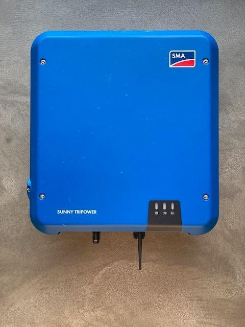 3-fase zonnepanelen omvormer SMA Sunny Tripower 8.0 3-AV 40, Doe-het-zelf en Verbouw, Zonnepanelen en Toebehoren, Ophalen, Zo goed als nieuw