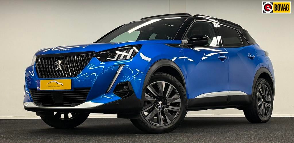 Peugeot 2008 1.2 PureTech GT Pack*155PK*Panodak*DigiDisplay*, Auto's, Gebruikt, Zwart, 1199 cc, Blauw