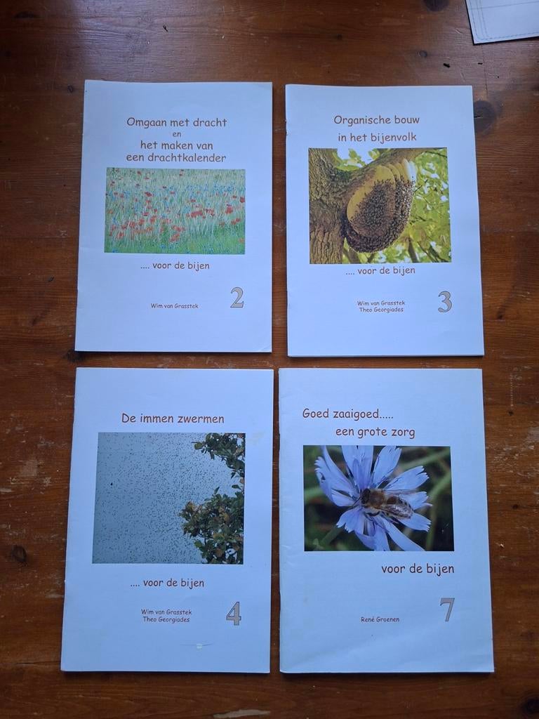 Boekjes over bijen en drachtplanten. Imker, Ophalen of Verzenden