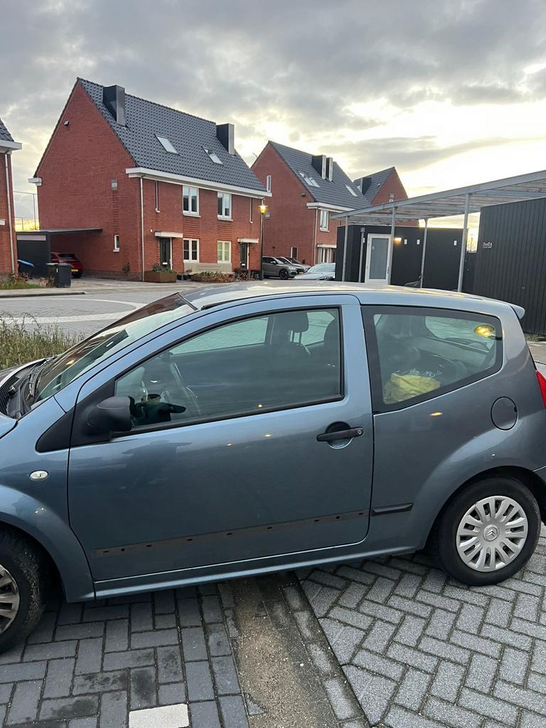 Citroën C2 1.1 I 2005 Grijs, Auto's, Citroën, Voorwielaandrijving, 450 kg, 31 €/maand, 4 cilinders