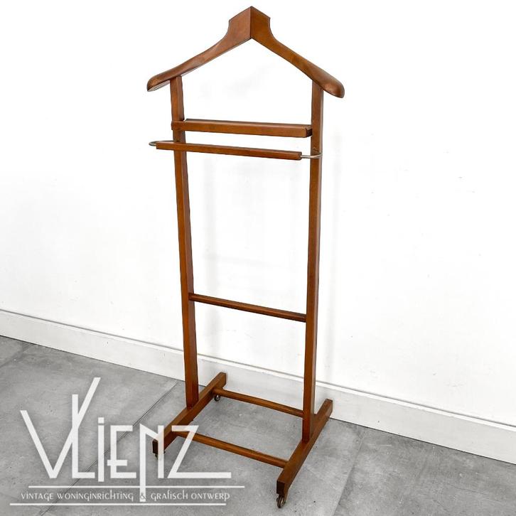 Vintage Midcentury houten dressboy kledingrek standaard, Kleding | Dames, Kledingrekken, Gebruikt, Ophalen