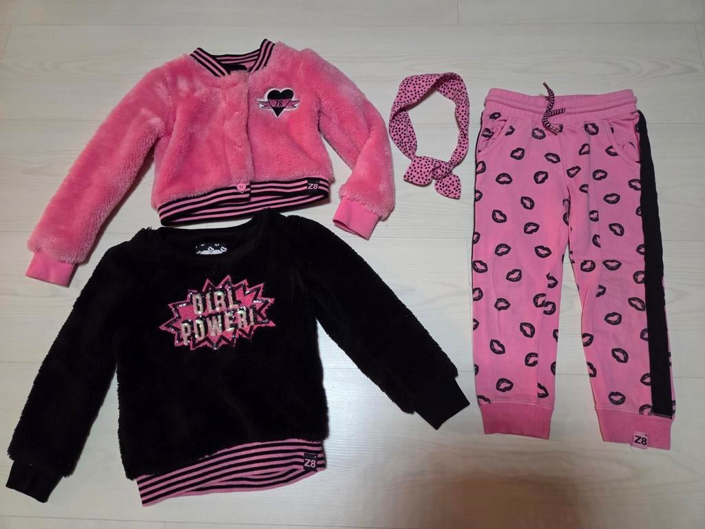 Z8 set maat 104/110: vest, trui, jogger en haarband, Kinderen en Baby's, Kinderkleding | Maat 104, Meisje, Z8, Ophalen of Verzenden