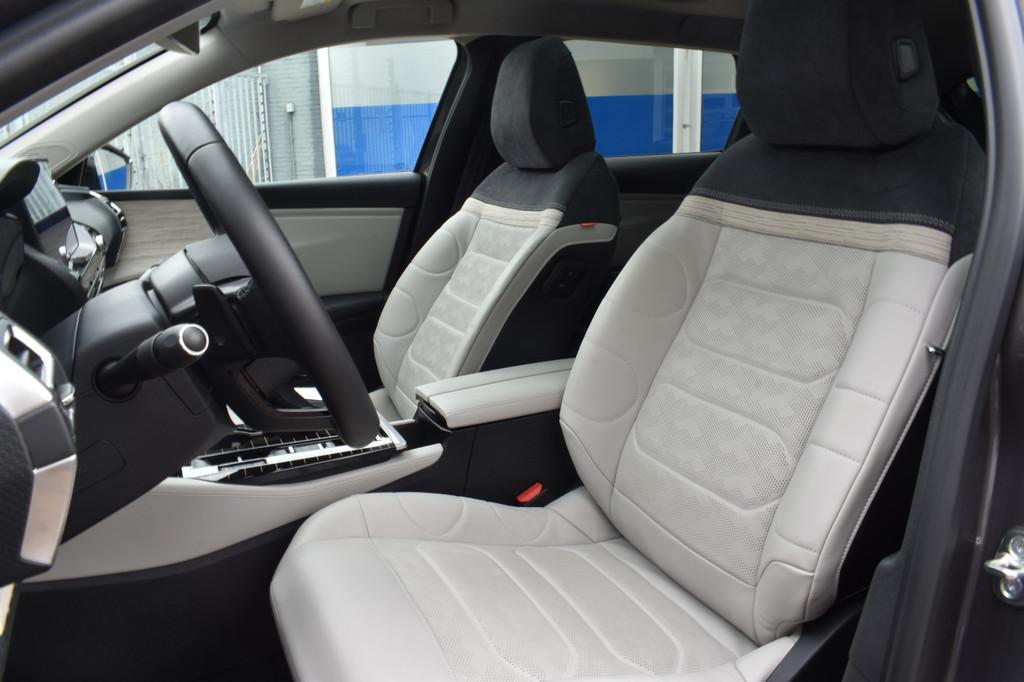 Citroën C5 X Plug-in Hybrid 225 EAT8 Hypnos  Shine Automaa, Auto's, Citroën, 1350 kg, Gebruikt, 4 cilinders, Skiluik